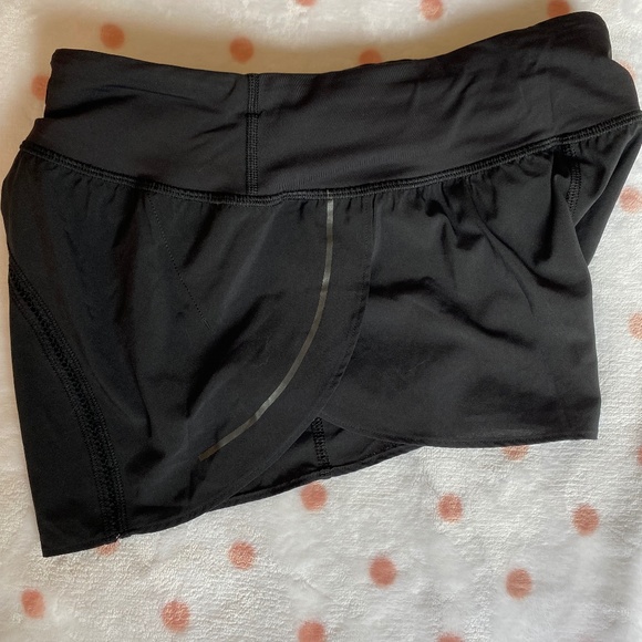 Lululemon Split Second Short II - Picture 8 of 8